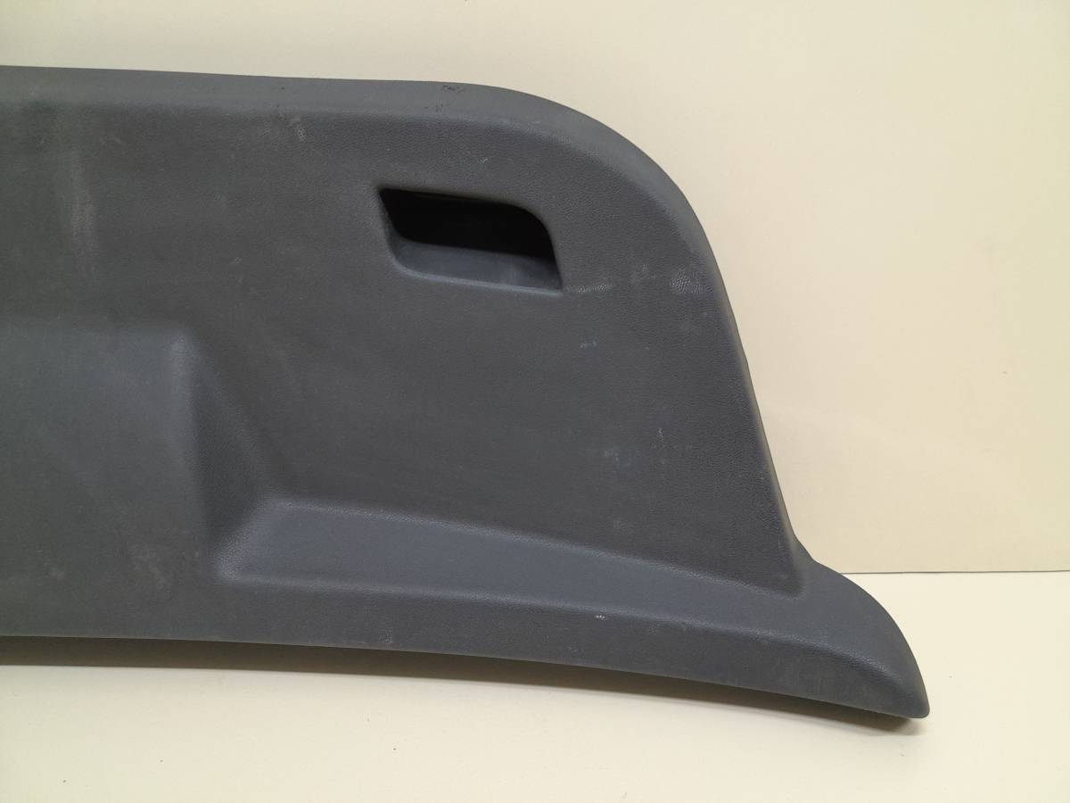 Обшивка двери багажника Opel Corsa (D) 2006-2015