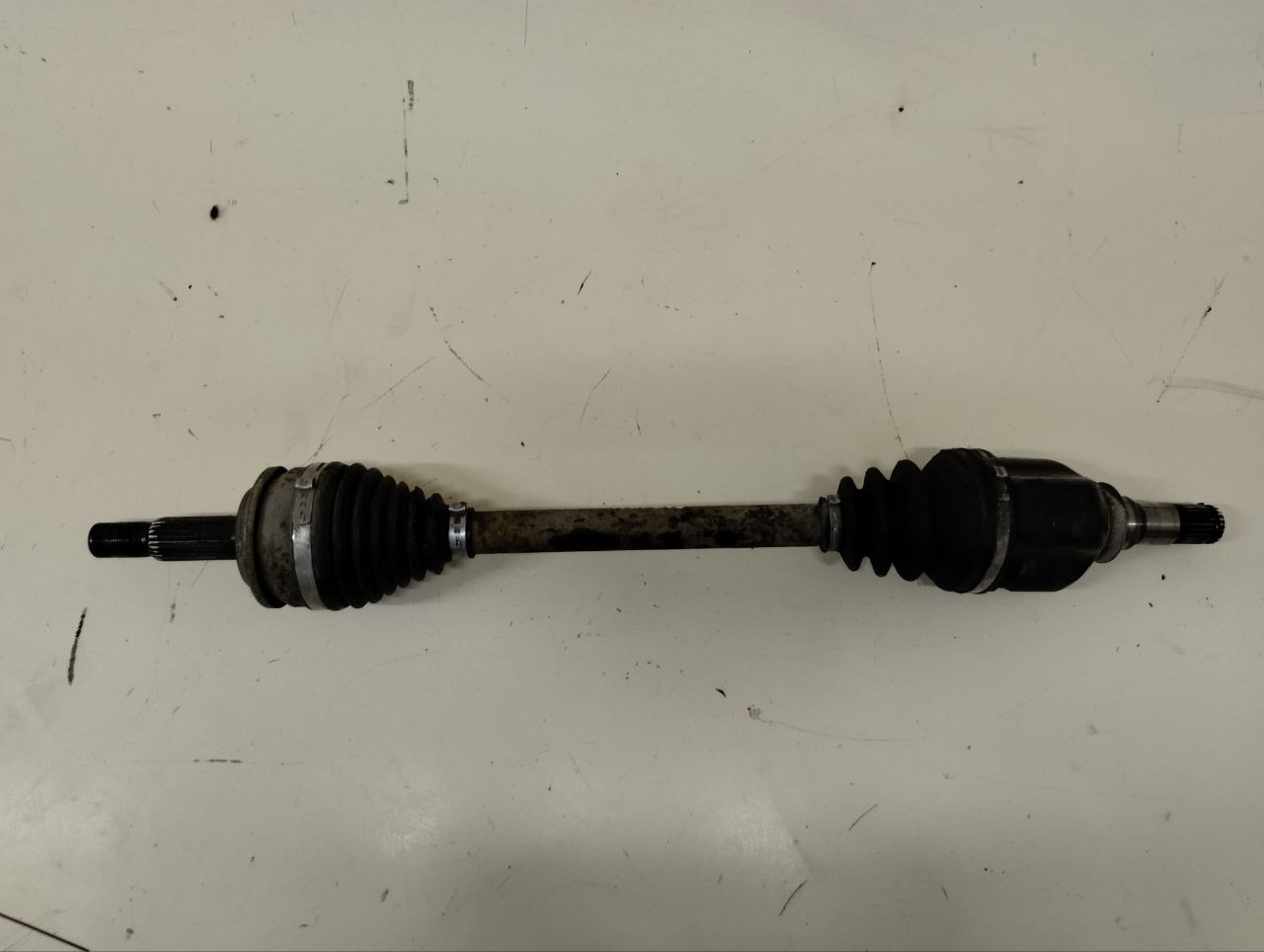Полуось передняя левая Toyota Auris (E150) 2006-2012 Полуось передняя левая Toyota Auris (E150) 2006-2012