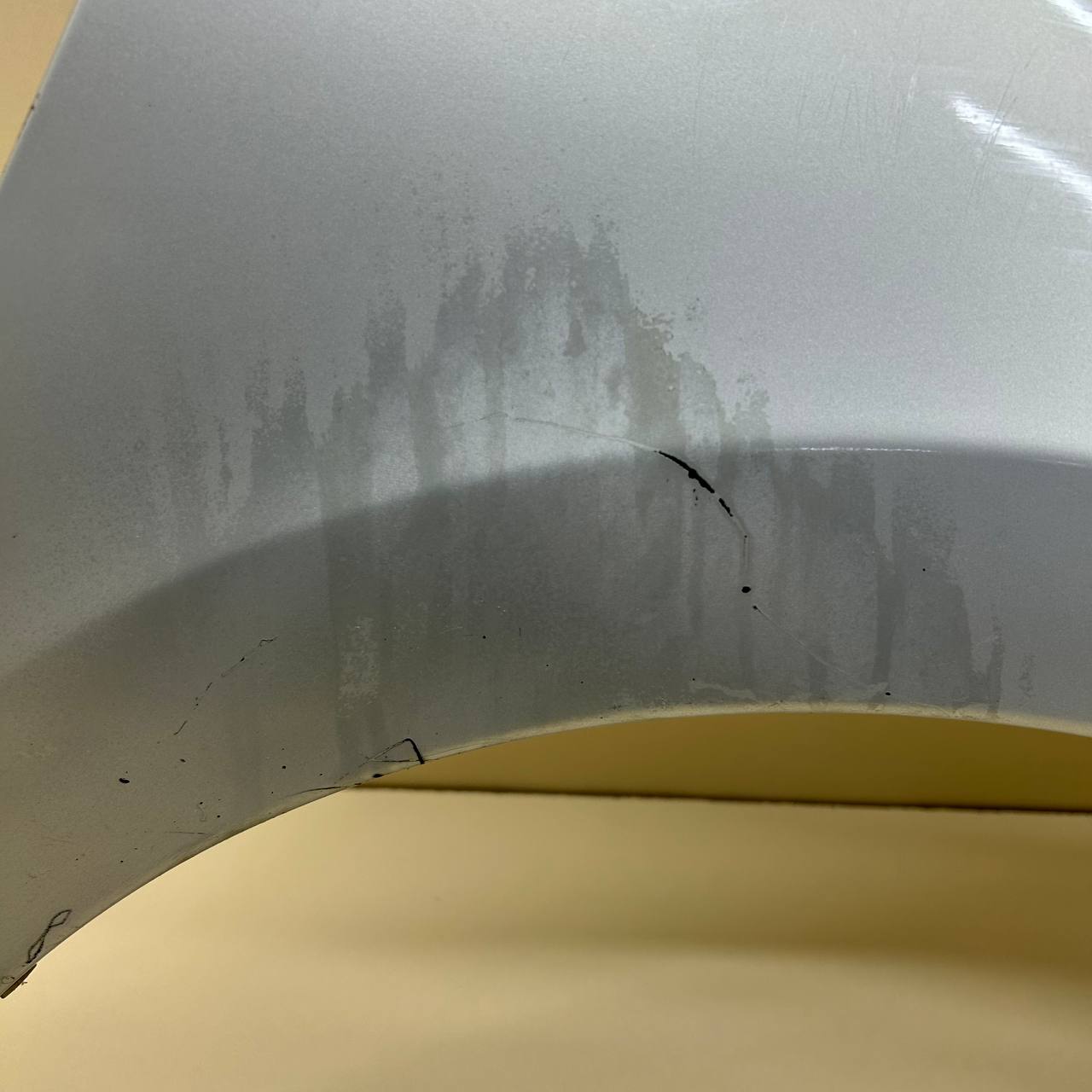 Крыло переднее правое Lada Granta 2011>