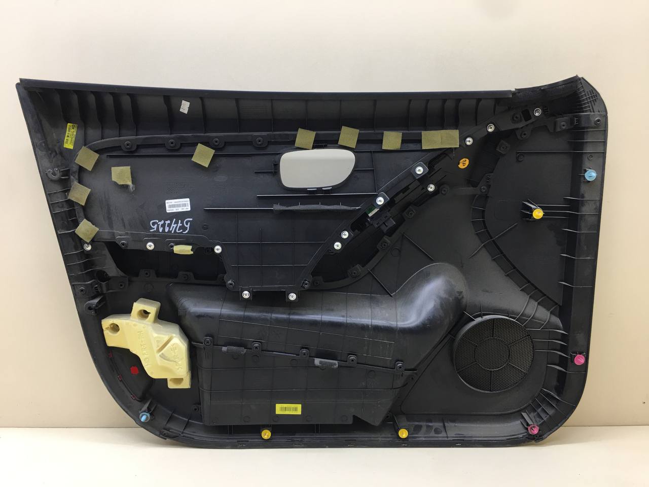 Обшивка двери передней правой Hyundai Elantra (HD) 2006-2010