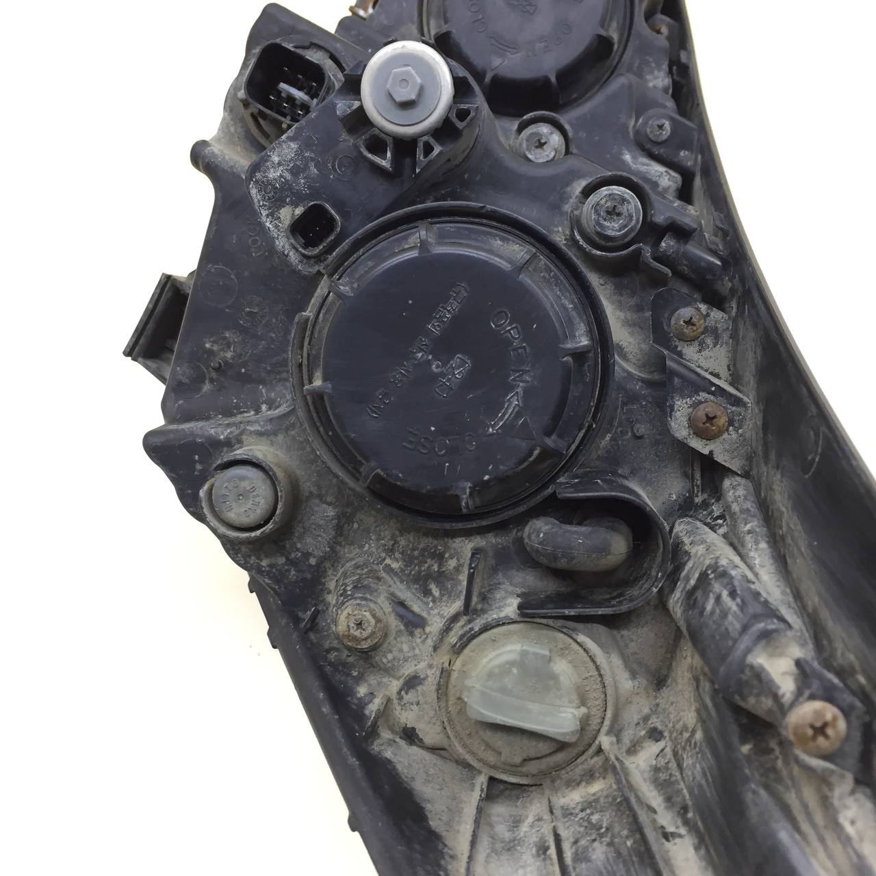 Фара правая Hyundai ix35 (LM) 2010-2015 Фара правая Hyundai ix35 (LM) 2010-2015