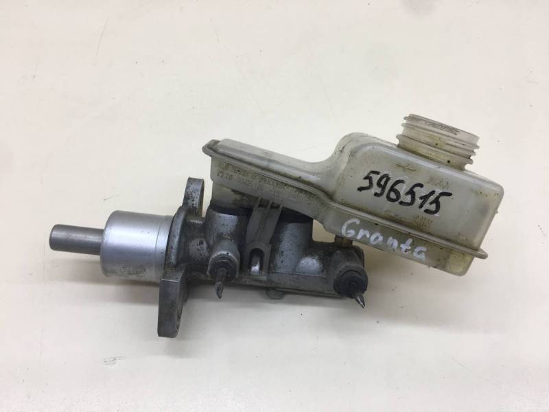 Цилиндр тормозной главный Lada Granta 2011>