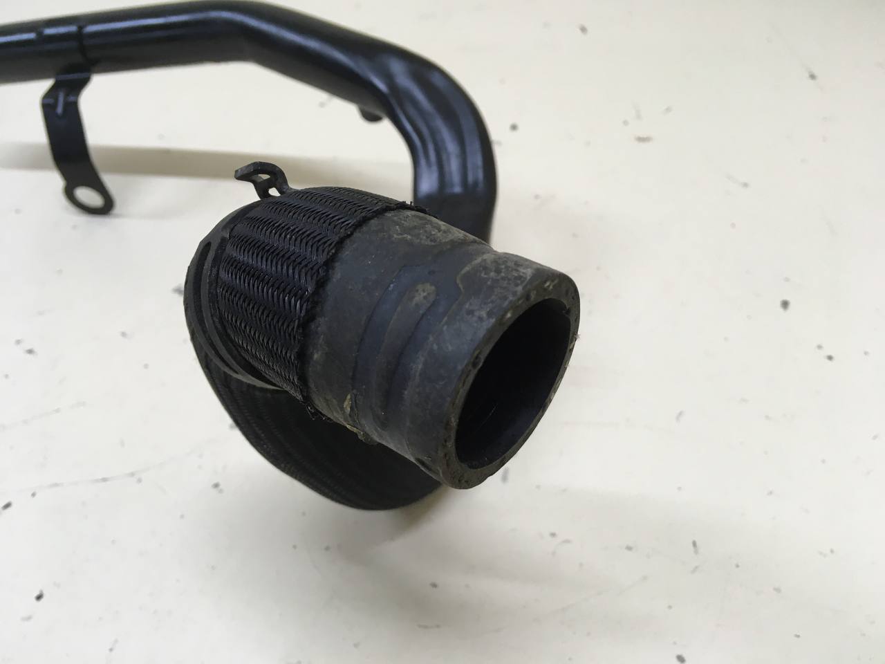 Патрубок Jaguar XE (760) 2014-2021 Патрубок Jaguar XE (760) 2014-2021