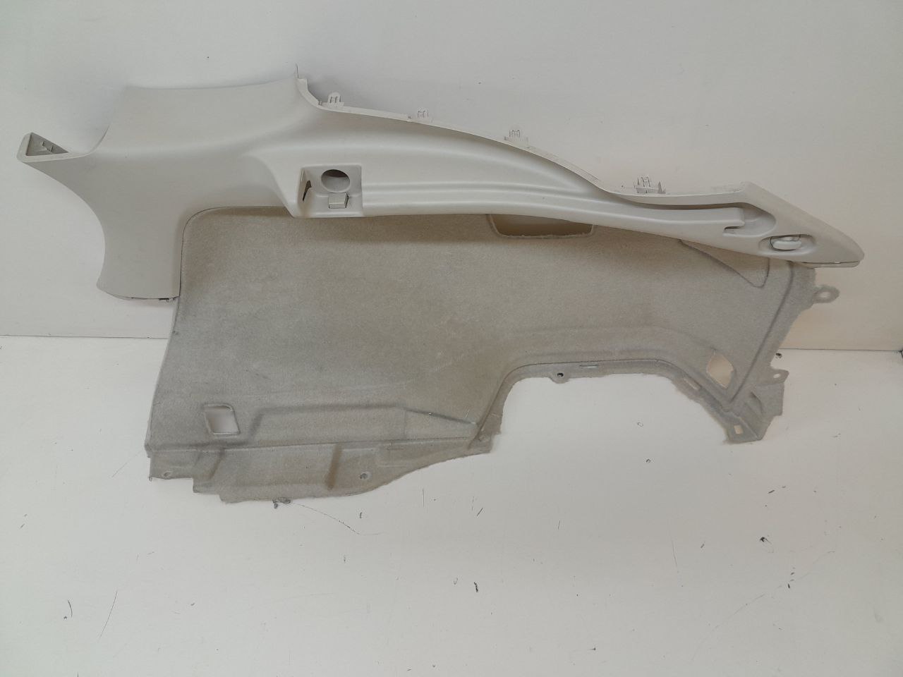 Обшивка багажника Lexus RX 350 /450h (XL10) 2009-2015 Обшивка багажника Lexus RX 350 /450h (XL10) 2009-2015