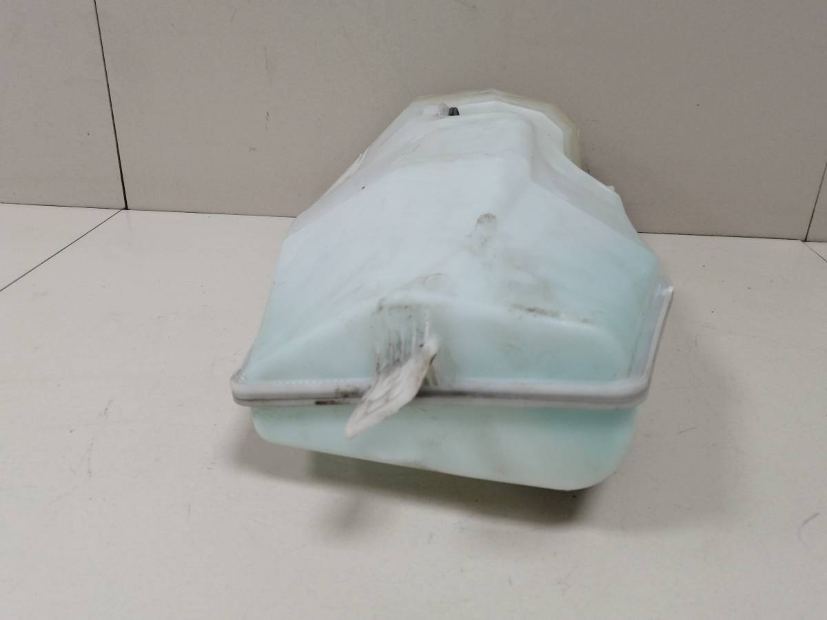 Бачок омывателя лобового стекла Lada Largus 2012>