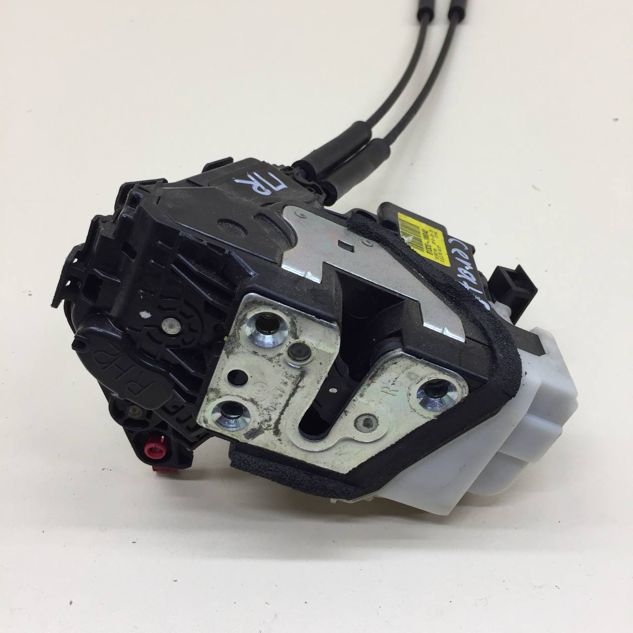 Замок двери передней правой Kia Cerato (TD) 2009-2013