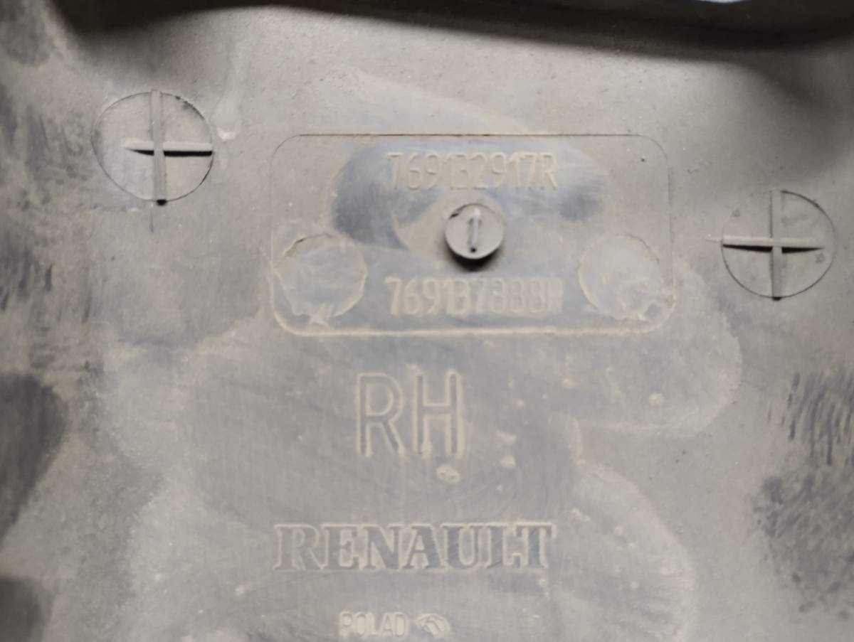 Обшивка стойки Lada Largus 2012>