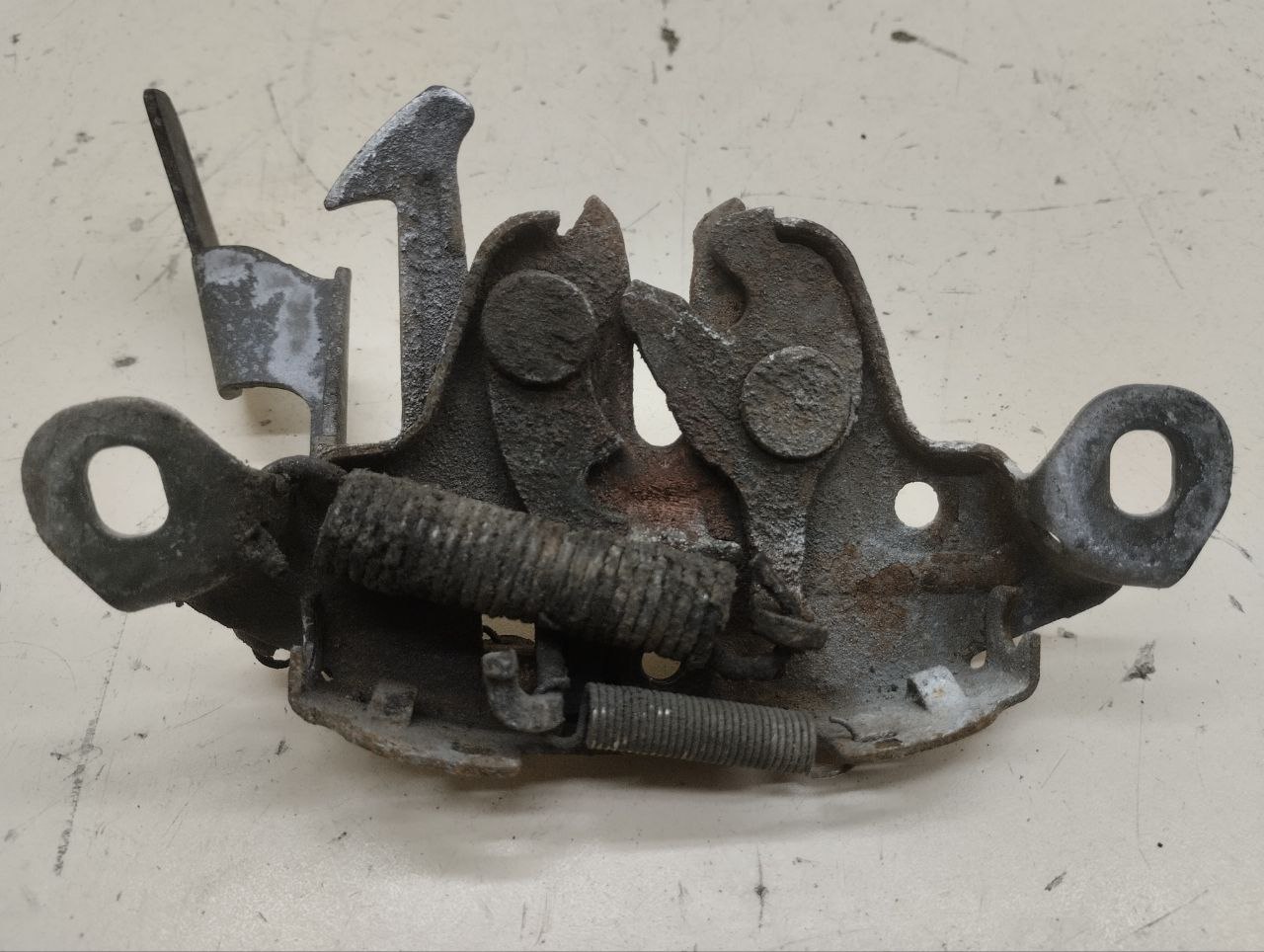 Замок капота Nissan Almera 3 (G11, G15) 2012>