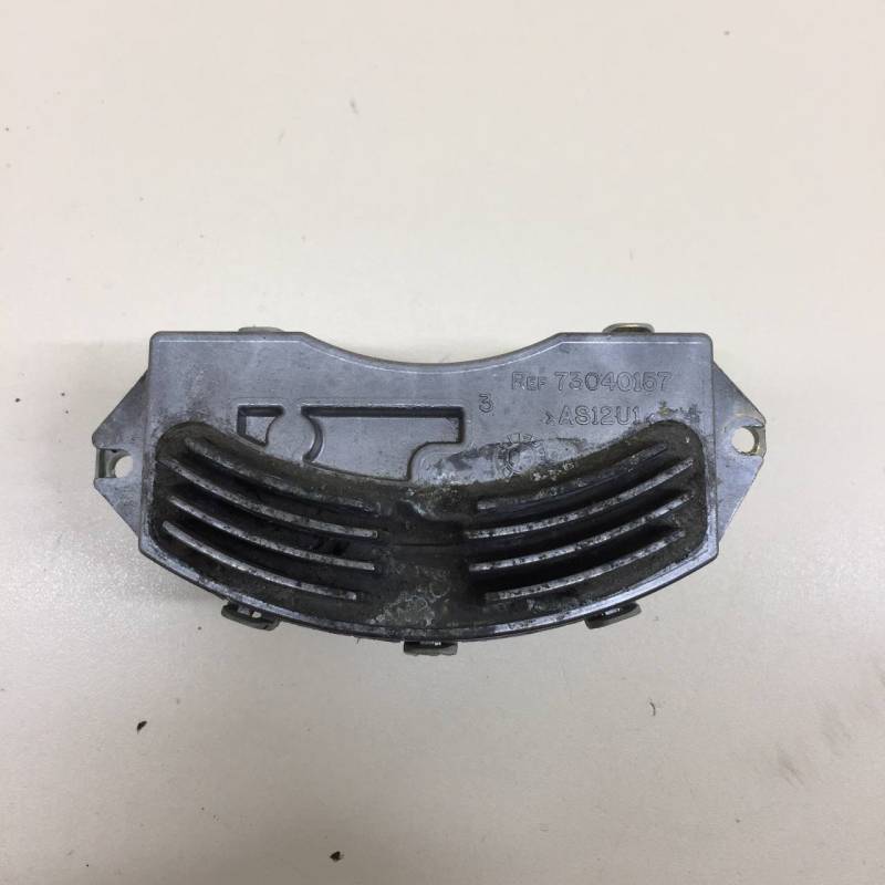 Резистор отопителя BMW 1-series E87/E81 2004-2011