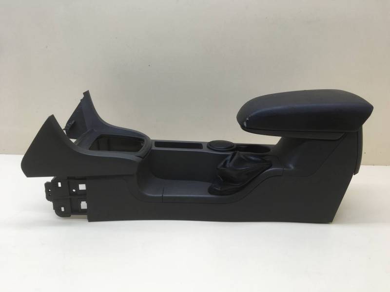 Консоль центральная Ford Focus 2 (DA) 2005-2008 Консоль центральная Ford Focus 2 (DA) 2005-2008
