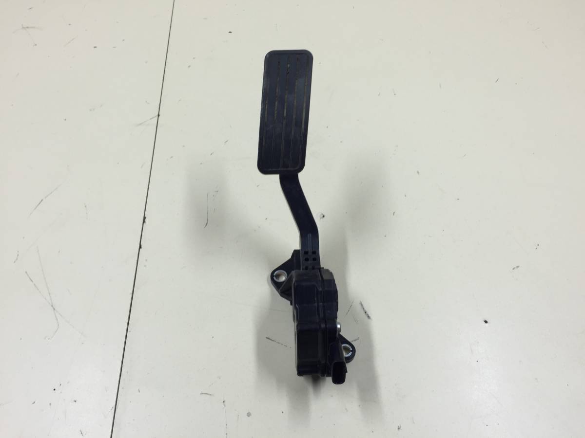 Педаль газа Subaru Impreza (G12) 2007-2012