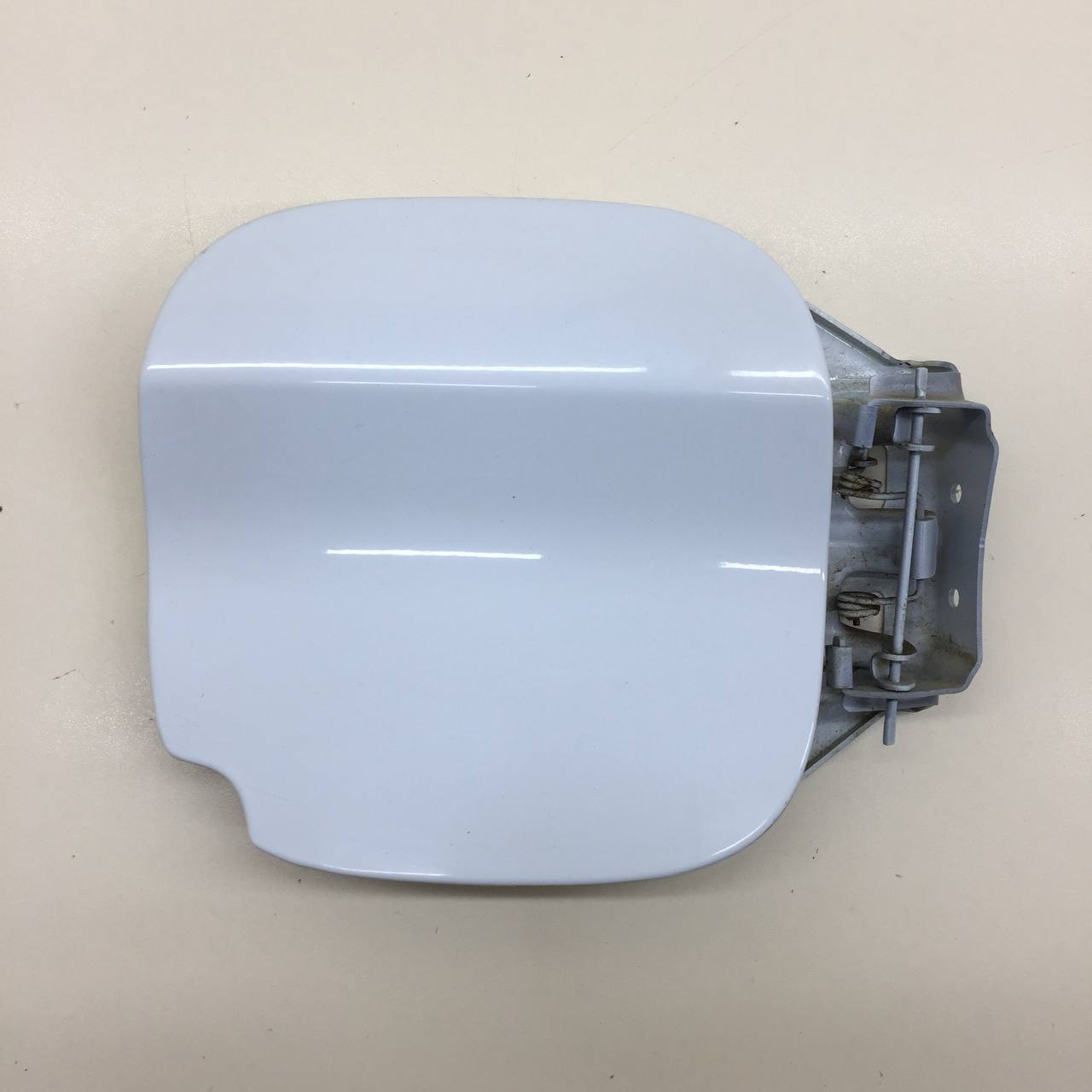 Лючок бензобака Lada X-RAY 2016>