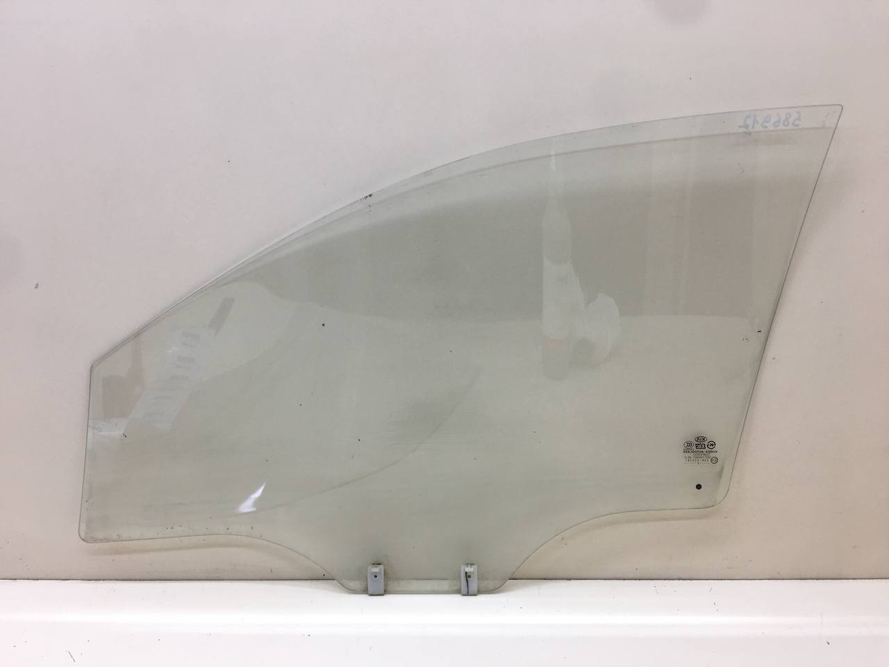 Стекло двери передней правой Kia Picanto (BA) 2005-2011