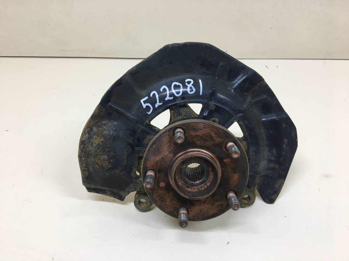 Кулак поворотный передний правый Toyota Camry (V40) 2006-2011