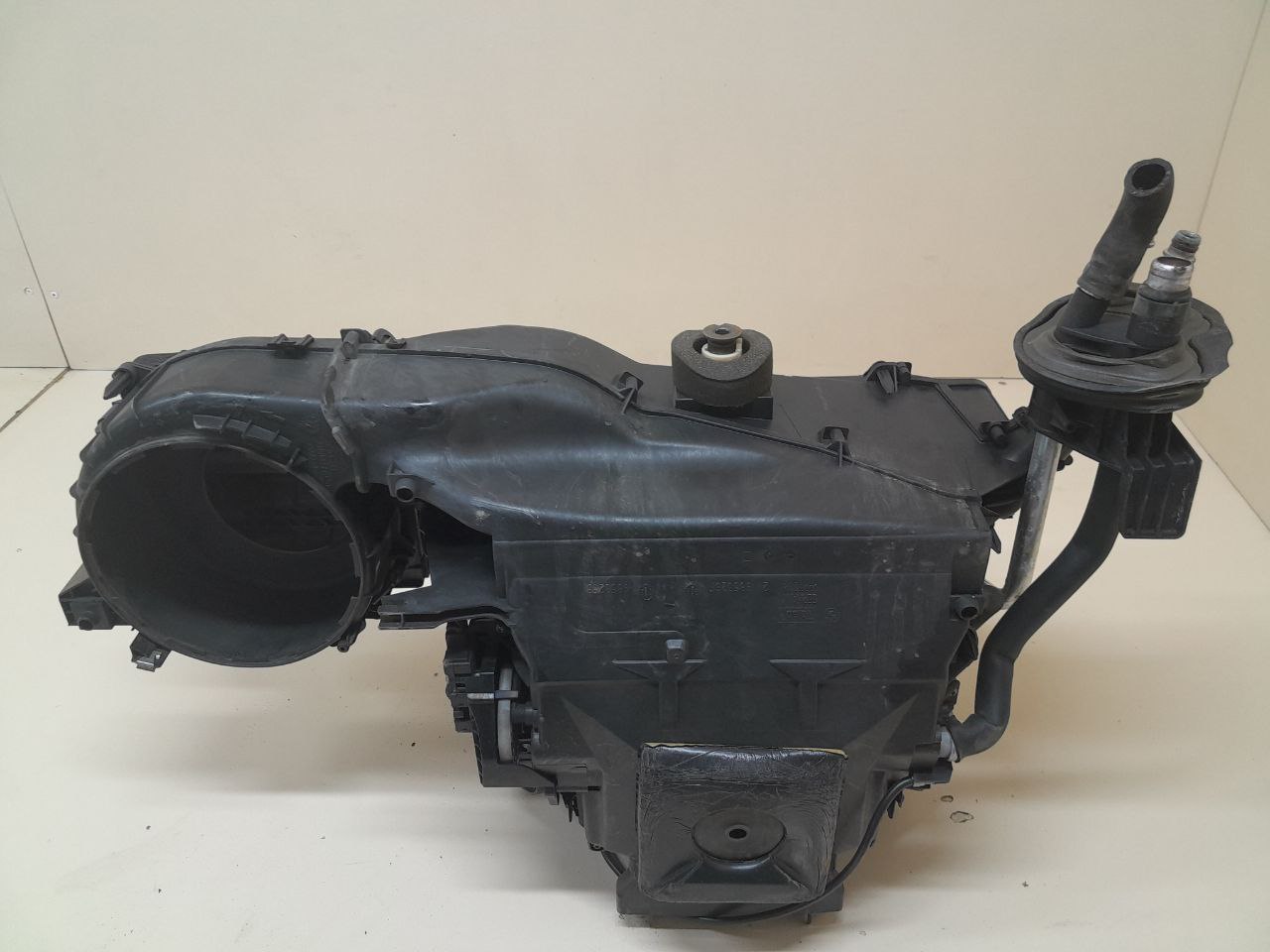 Корпус отопителя BMW 3-series E90/E91 2005-2011 Корпус отопителя BMW 3-series E90/E91 2005-2011