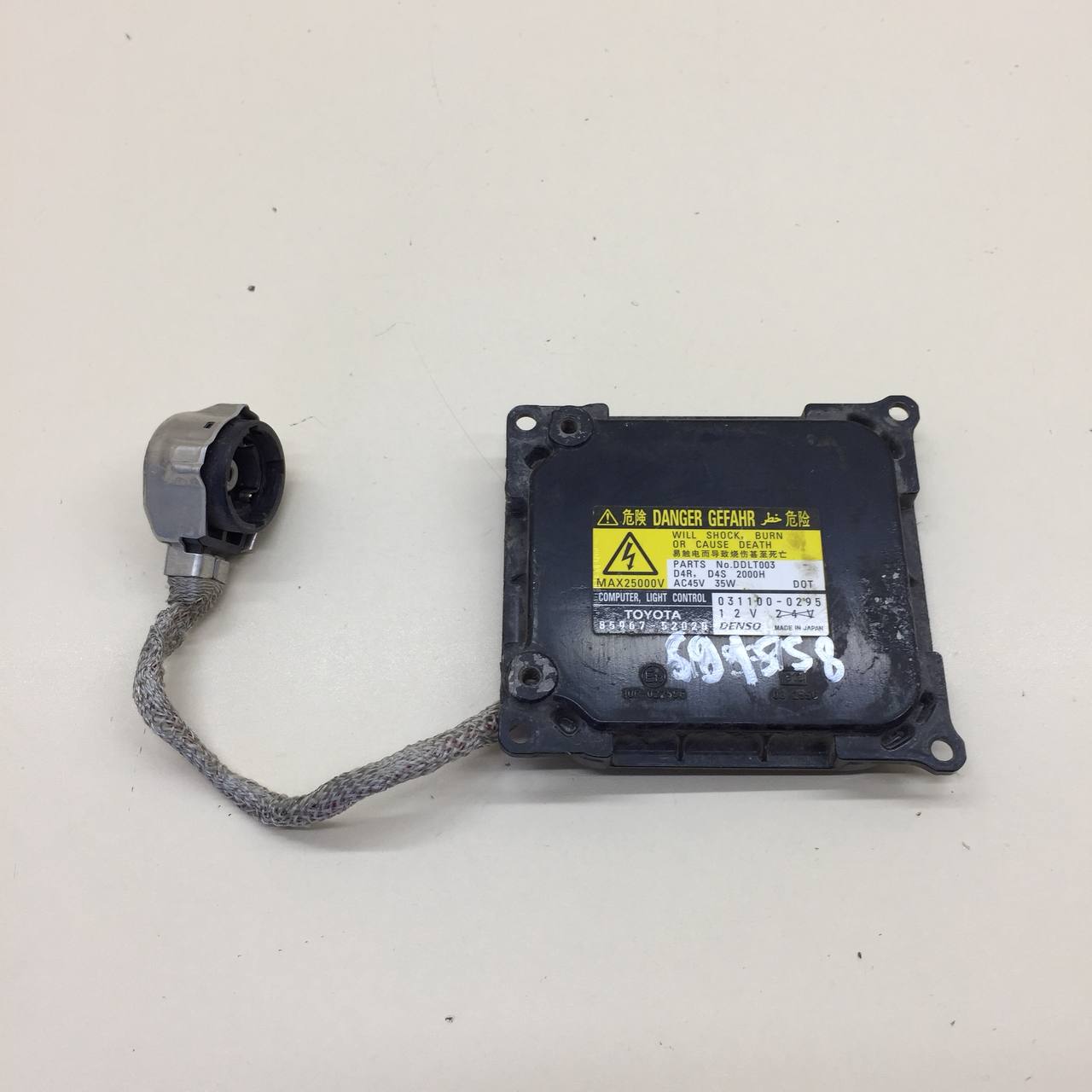 Блок ксеноновой лампы Toyota Camry (V40) 2006-2011 Блок ксеноновой лампы Toyota Camry (V40) 2006-2011