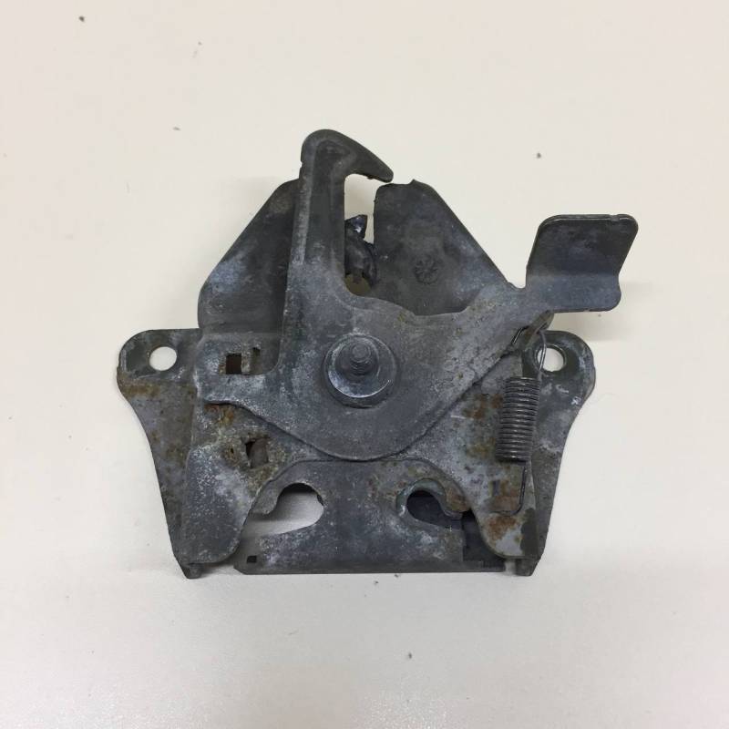 Замок капота Kia Spectra (SD) 2004-2011 Замок капота Kia Spectra (SD) 2004-2011