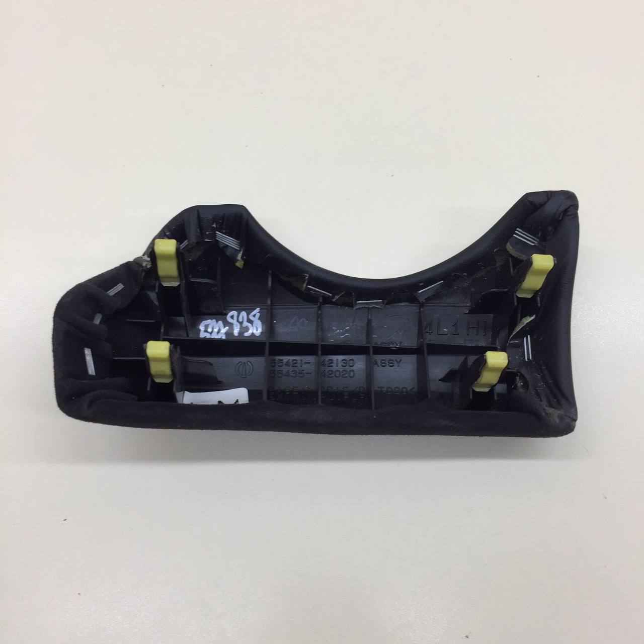 Накладка (кузов внутри) Toyota Rav 4 (XA40) 2013-2019