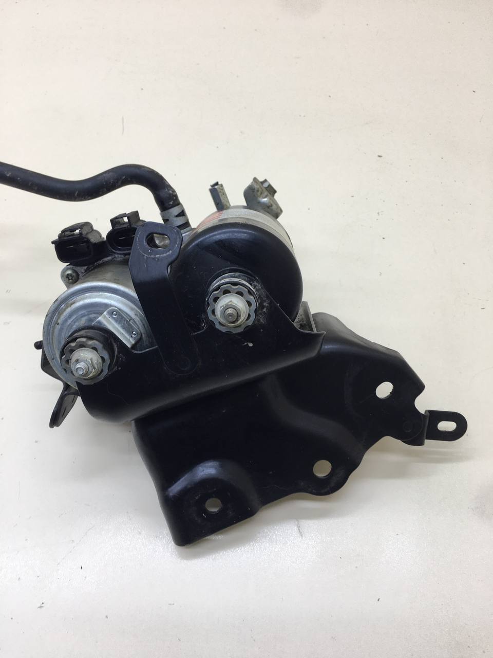 Блок ABS (насос) Toyota Rav 4 (XA40) 2013-2019 Блок ABS (насос) Toyota Rav 4 (XA40) 2013-2019