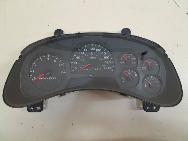 Панель приборов Chevrolet Trail Blazer (GMT360) 2001-2010