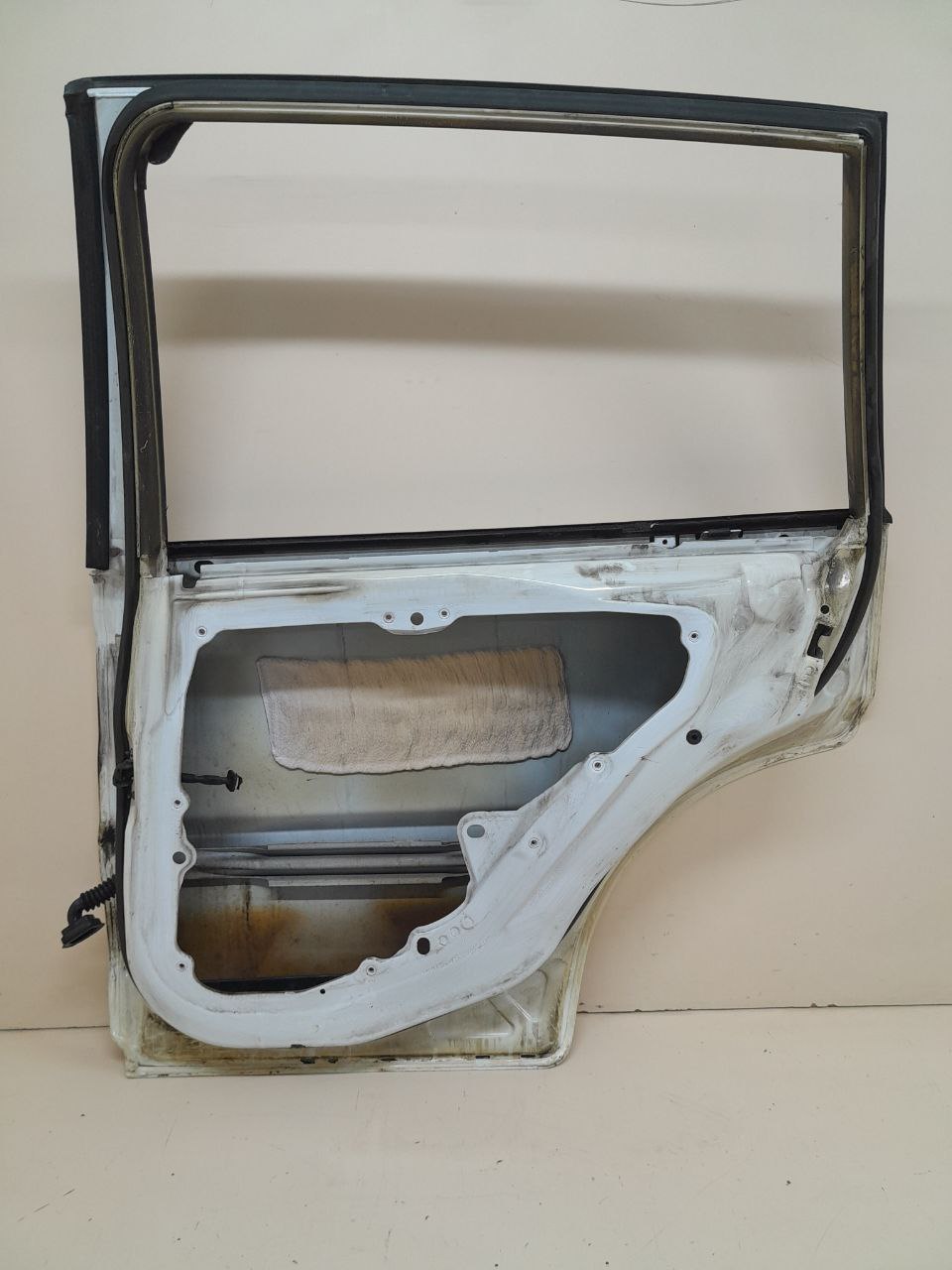 Дверь задняя правая Ford Fusion (JU) 2002-2012 Дверь задняя правая Ford Fusion (JU) 2002-2012