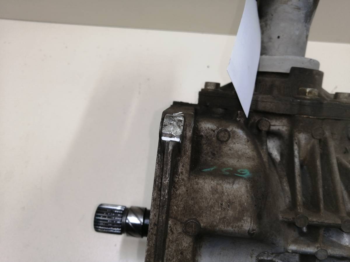Коробка раздаточная Renault Duster (HSA, HSM) 2012> Коробка раздаточная Renault Duster (HSA, HSM) 2012>