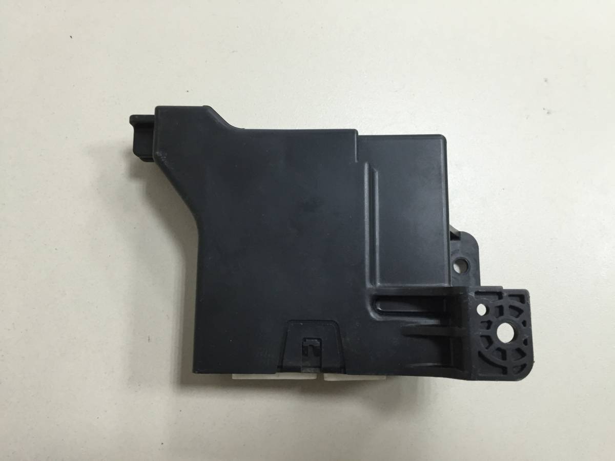 Блок электронный Toyota Corolla E150 2006-2013