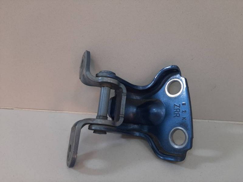 Петля двери задней правой верхняя Subaru Impreza (G12) 2007-2012 Петля двери задней правой верхняя Subaru Impreza (G12) 2007-2012