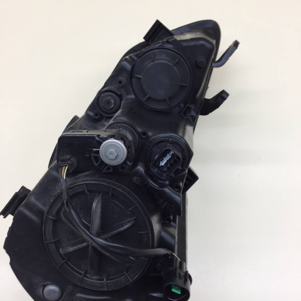 Фара правая Hyundai Elantra (MD) 2011-2016