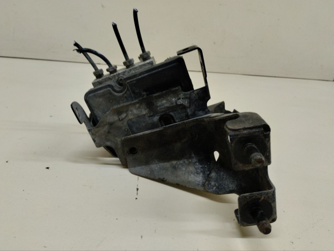 Блок ABS (насос) Chevrolet Cruze (J300) 2009-2016