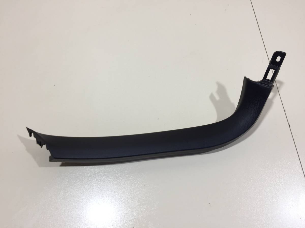 Обшивка крышки багажника Mazda CX-7 (ER) 2006-2012