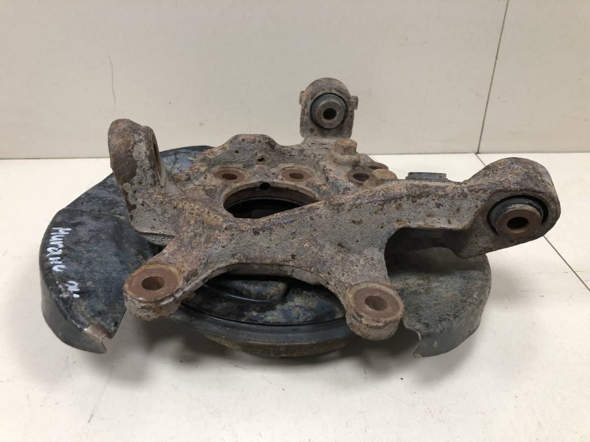 Кулак поворотный задний правый Nissan Murano (Z50) 2004-2008