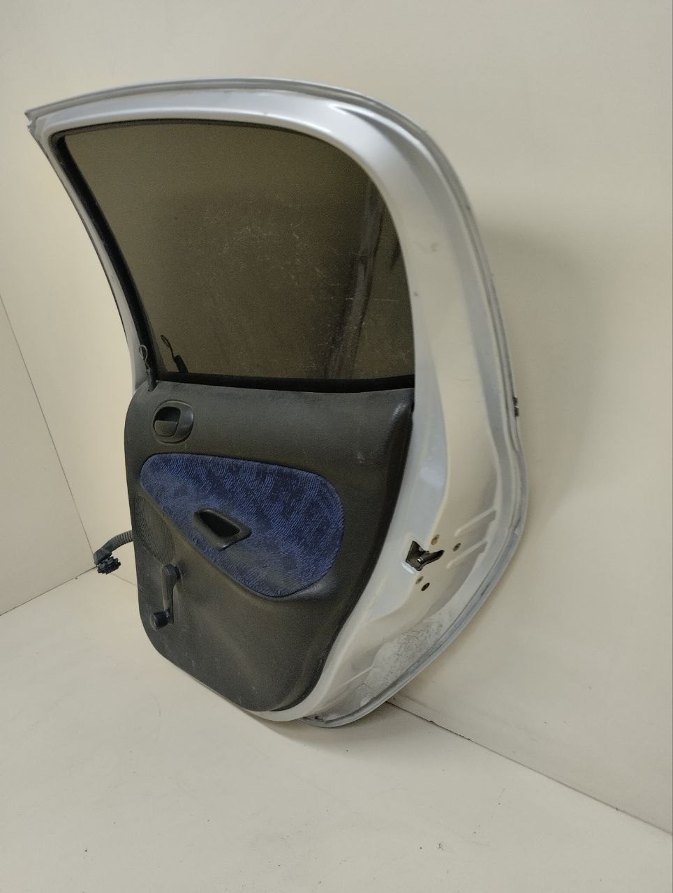 Дверь задняя правая Peugeot 206 1998-2012 Дверь задняя правая Peugeot 206 1998-2012
