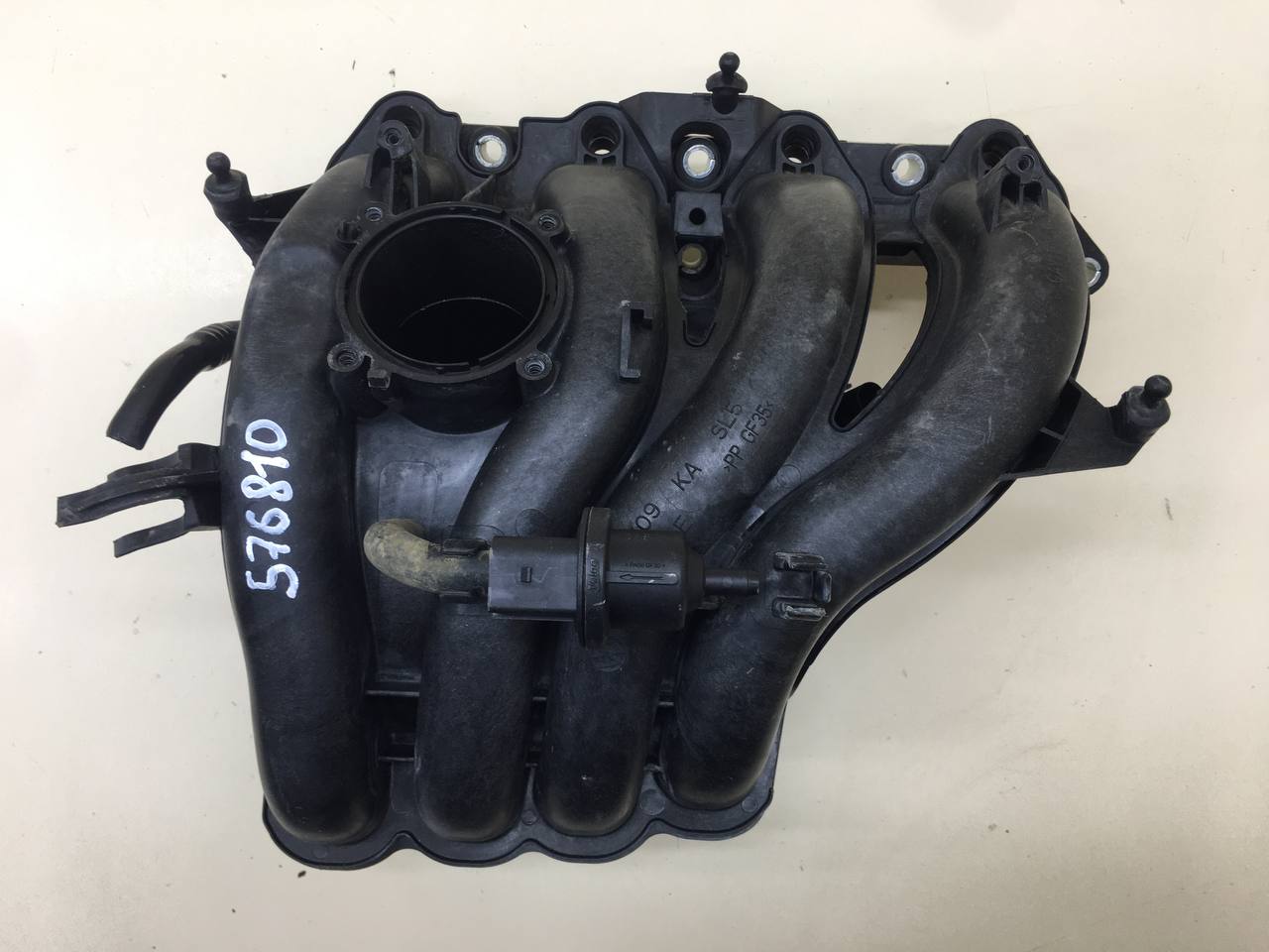 Коллектор впускной Volkswagen Polo (MK5) 2011-2020