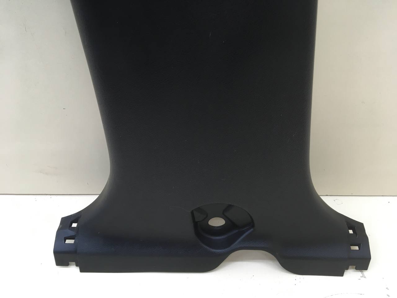 Обшивка стойки Lexus NX 200 (Z10) 2014-2021 Обшивка стойки Lexus NX 200 (Z10) 2014-2021