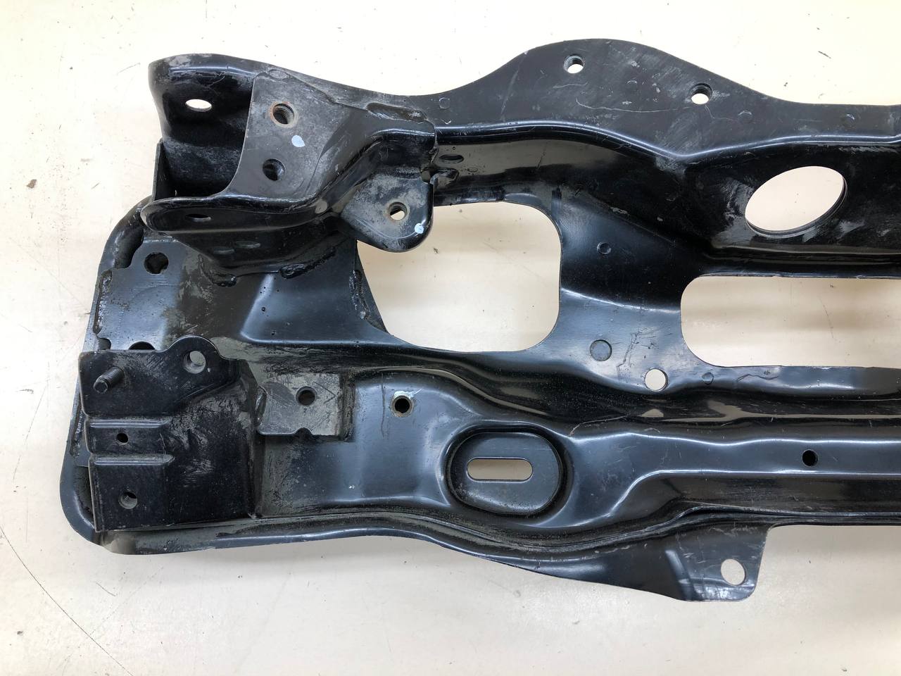 Балка подмоторная Subaru Forester (S12) 2008-2012 Балка подмоторная Subaru Forester (S12) 2008-2012