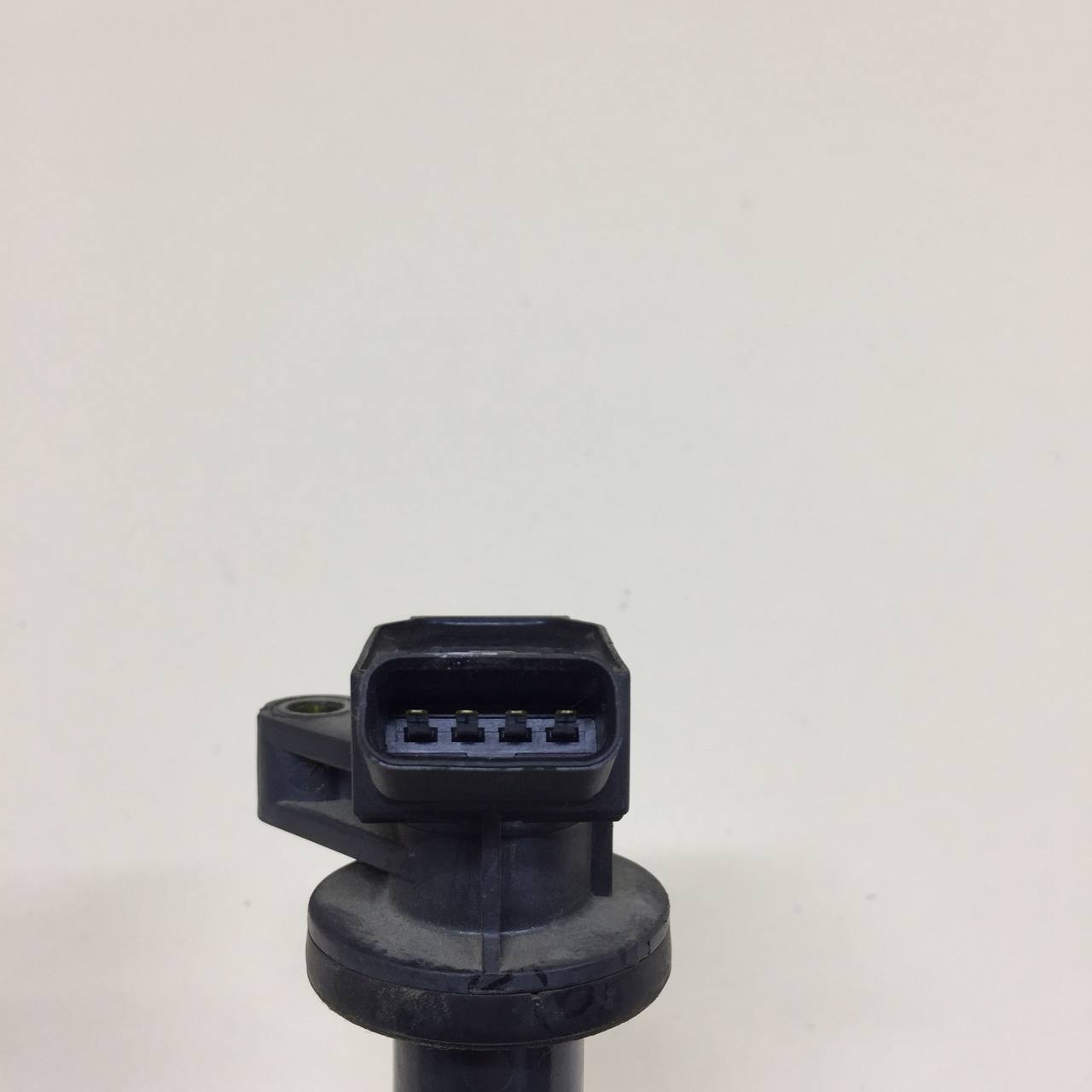 Катушка зажигания Toyota Auris (E150) 2006-2012 Катушка зажигания Toyota Auris (E150) 2006-2012