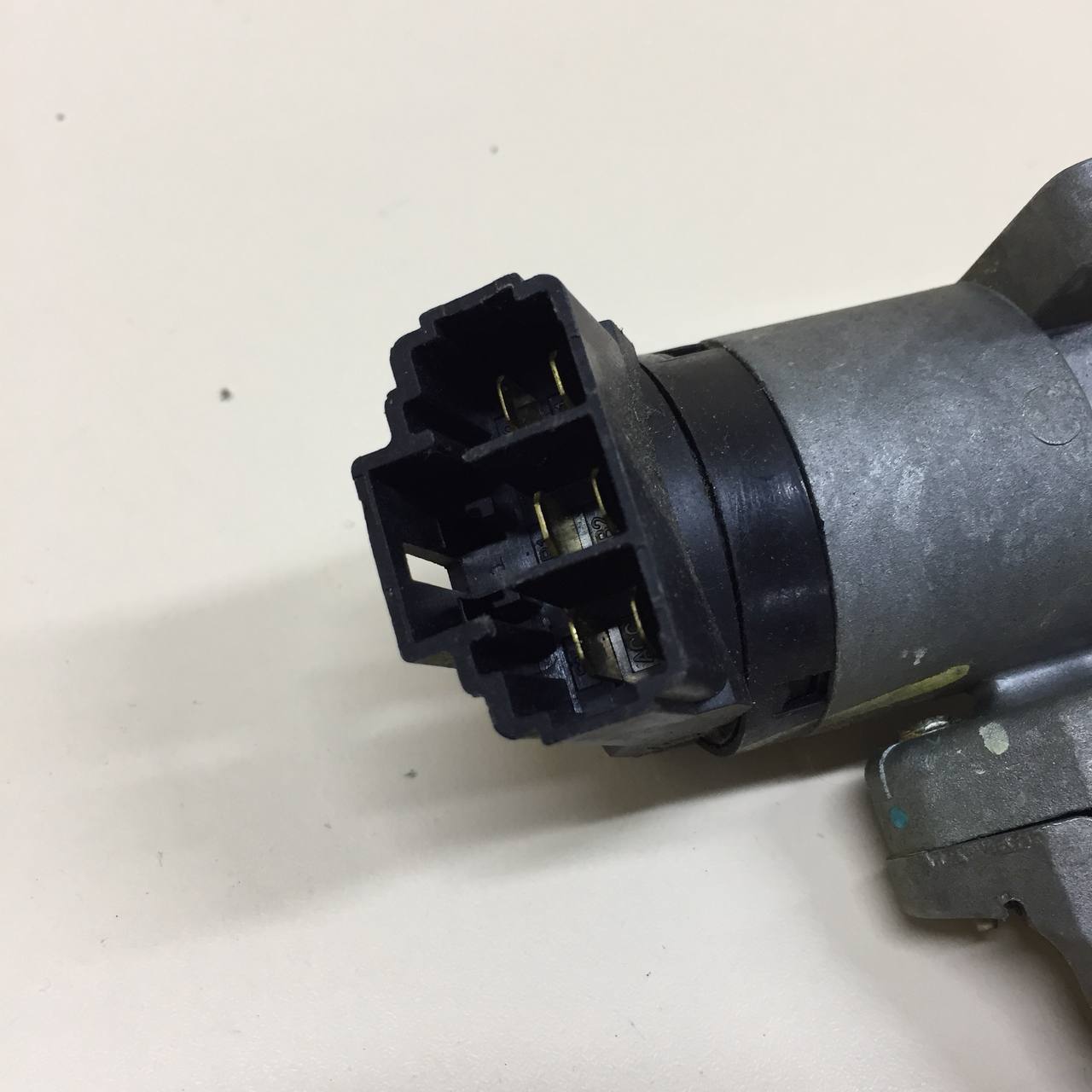 Замок зажигания Chevrolet Aveo T200 2003-2008