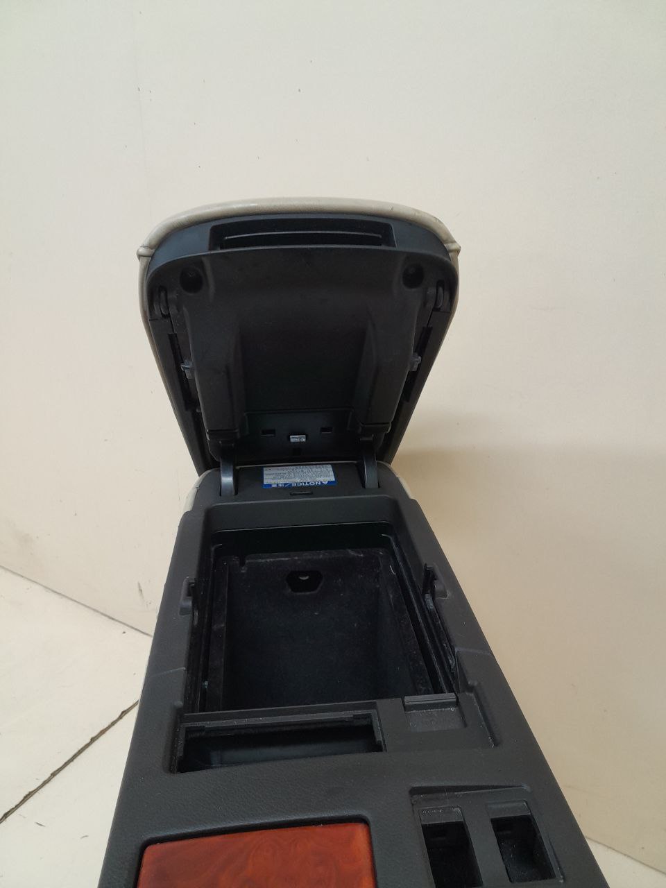 Консоль центральная Lexus RX 350 /450h (XL10) 2009-2015 Консоль центральная Lexus RX 350 /450h (XL10) 2009-2015