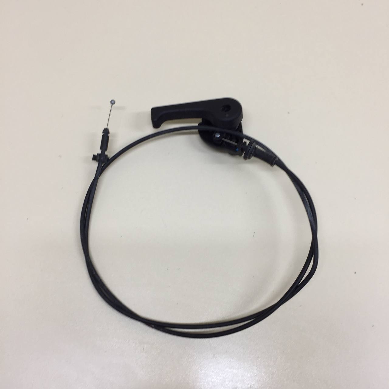 Ручка открывания капота Kia Ceed (JD) 2012-2018