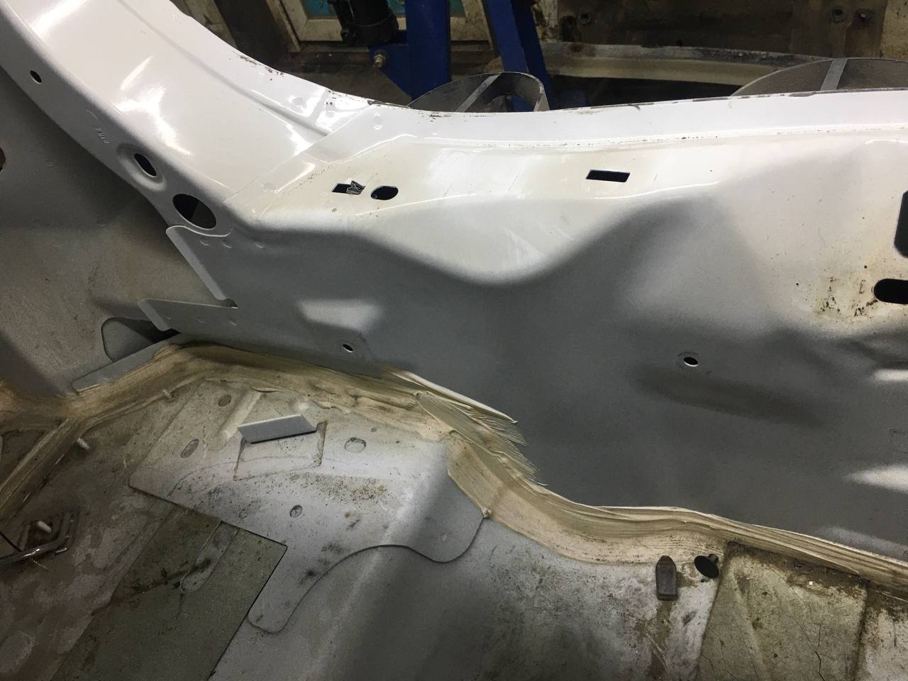 Панель задняя Ford Mondeo 4 2007-2015