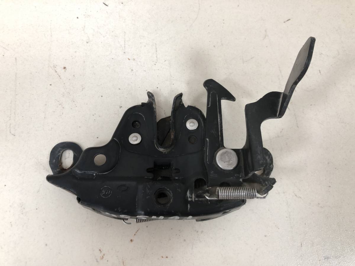 Замок капота Nissan Almera Classic (B10) 2006-2013