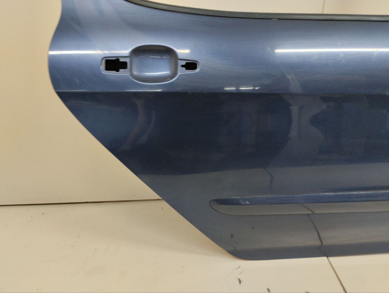 Дверь задняя правая Peugeot 308 2007>