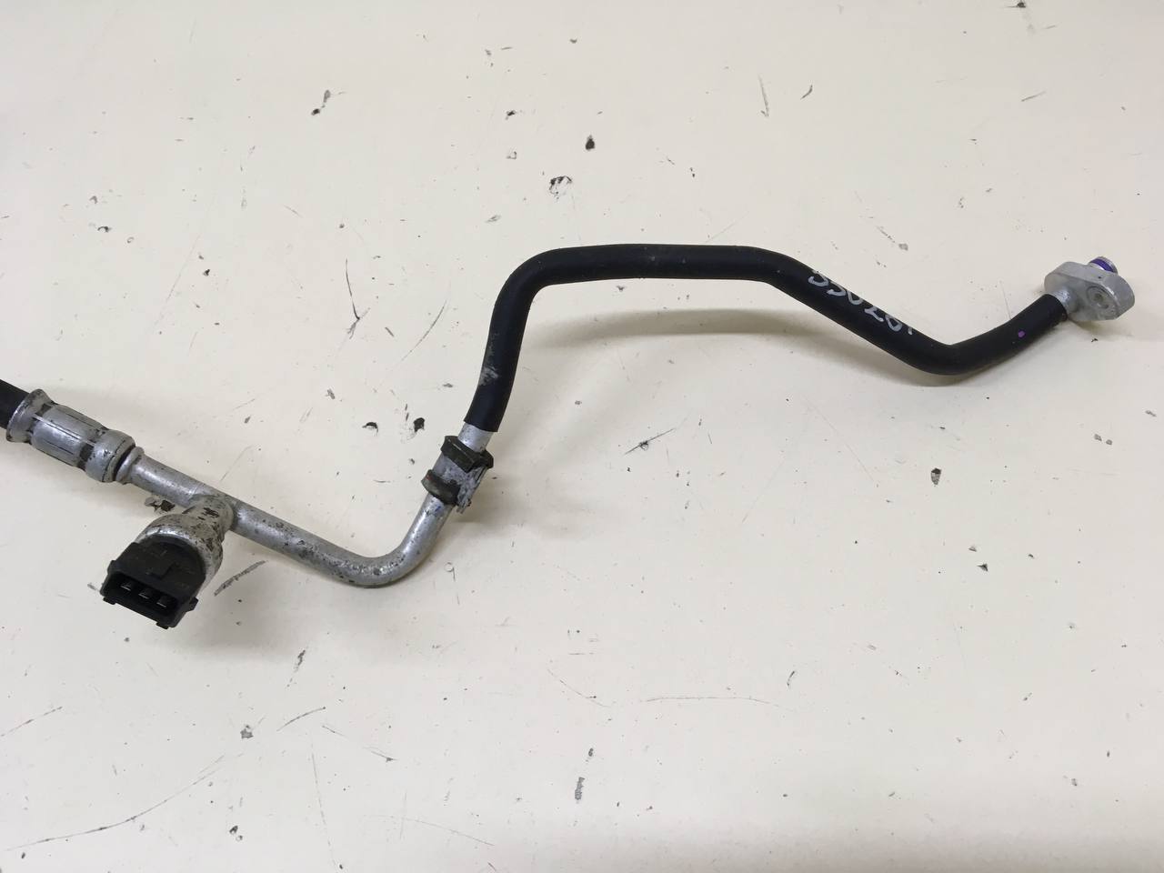 Трубка кондиционера Jaguar XE (760) 2014-2021