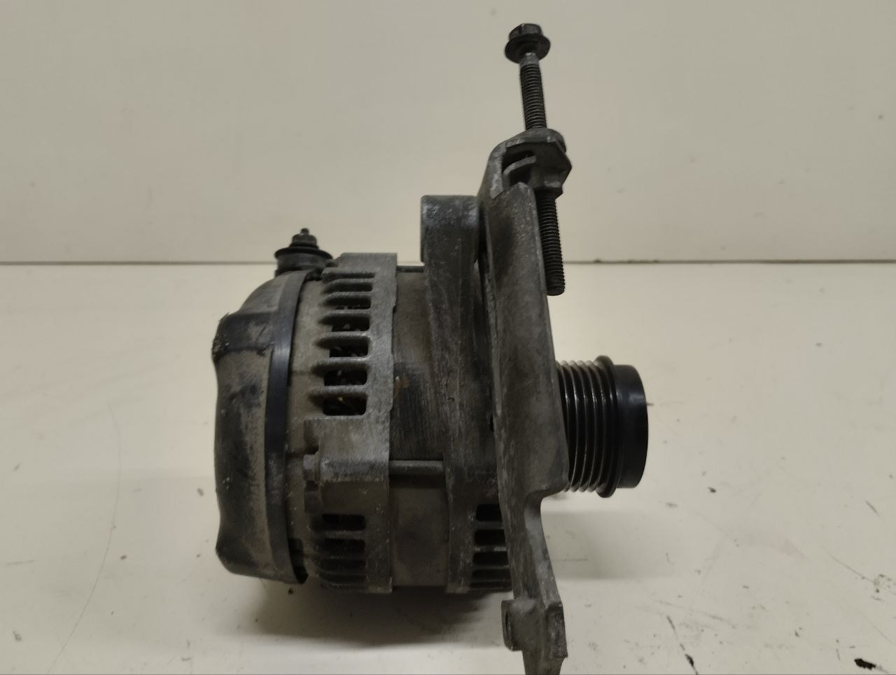 Генератор Toyota Rav 4 (A30) 2006-2013 Генератор Toyota Rav 4 (A30) 2006-2013