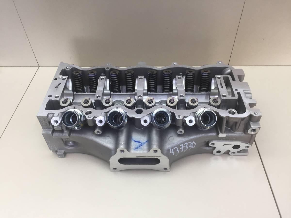 Головка блока цилиндров Honda Civic 4D 2006-2012
