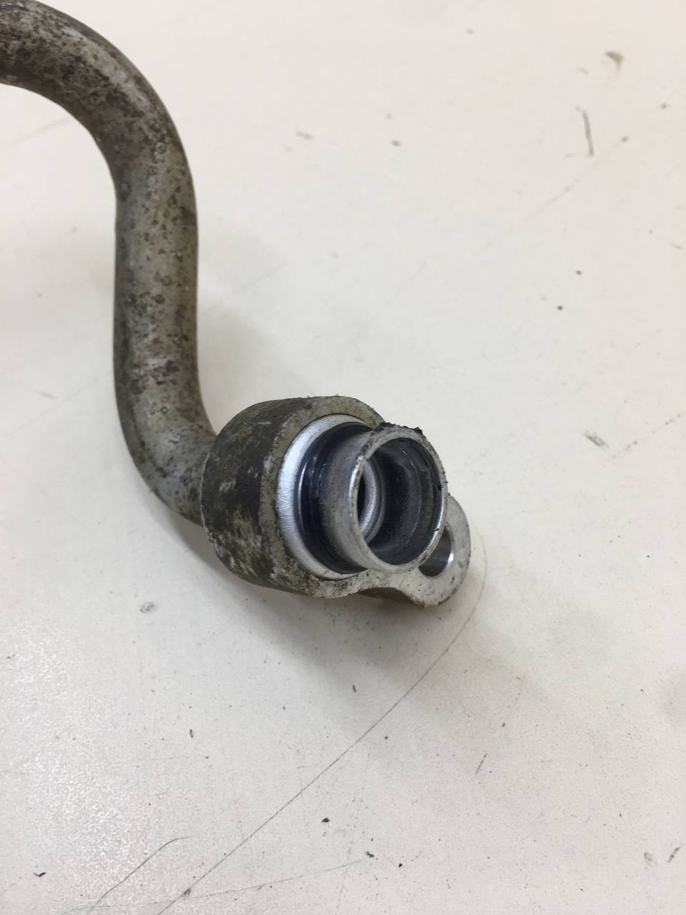 Трубка кондиционера Mitsubishi Lancer 9  (CS/Classic) 2000-2011