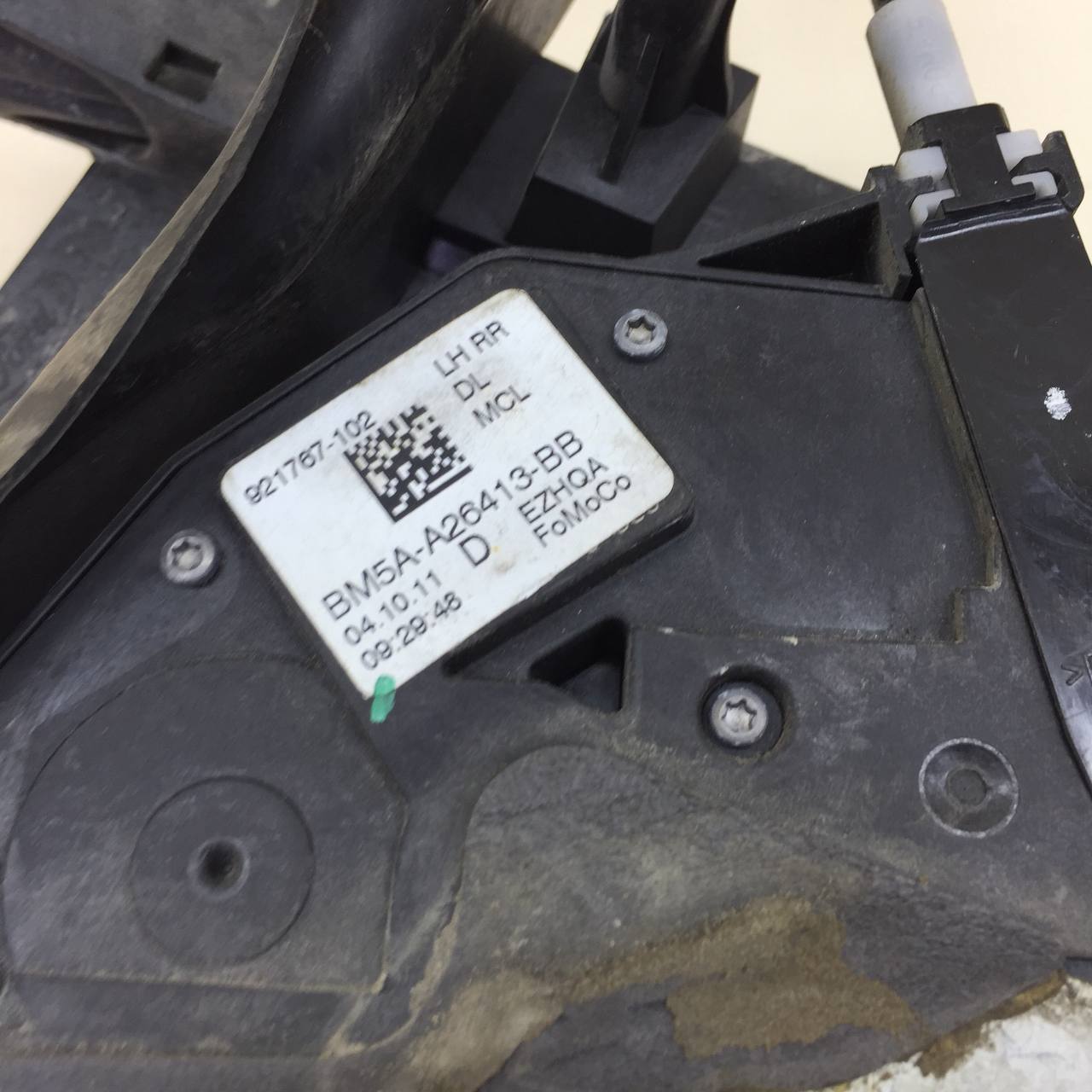 Замок двери задней левой Ford Focus 3 2011>