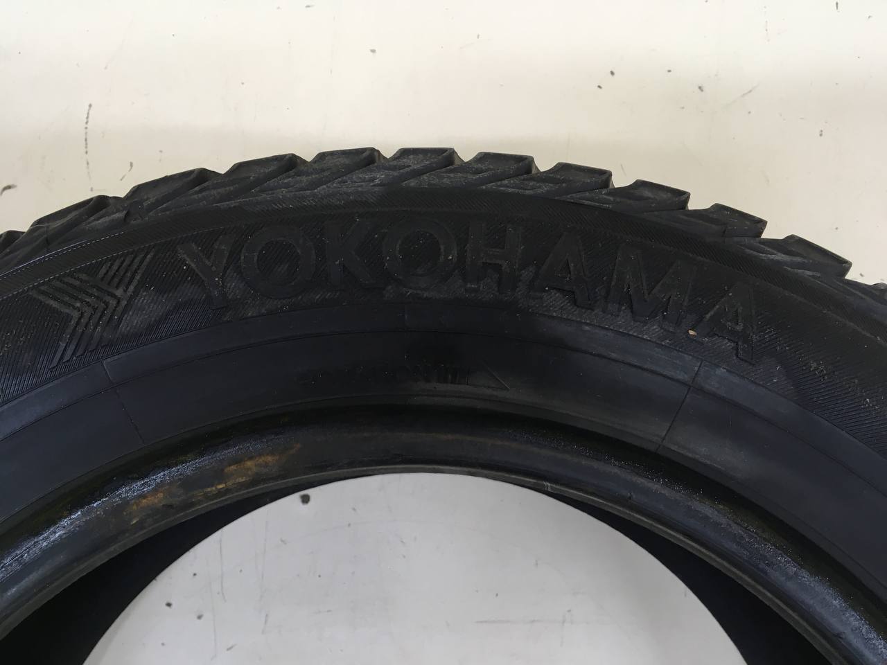 Шины R15 Зимние нешипованные Yokohama ice guard stud