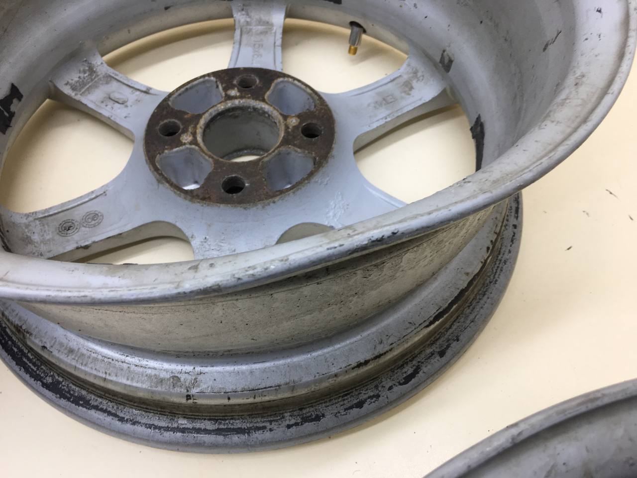 Диски к-кт R15 Литые